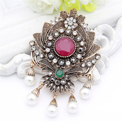 

Vintage Bohemia Flower Bead Brooch Pins Antique Gold Color Round Resin Dangle Brooches Broches Women Scarf Hijab Wedding Jewelry