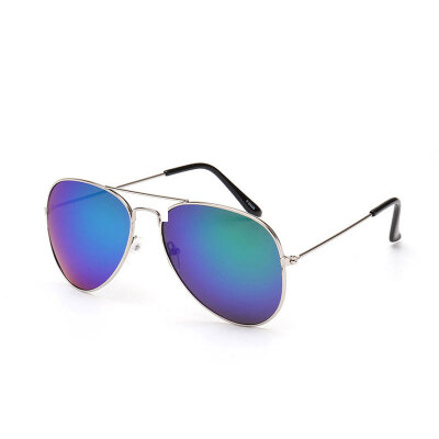 

Солнцезащитные очки классические Aviator UV400, серебристая оправа с белыми линзами