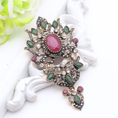 

New Arab Vintage Crytal Flower Brooches Broches Turkish Women Retro Gold Color Crystal Ethnic Brooch Samba Ladies Bijoux Gift