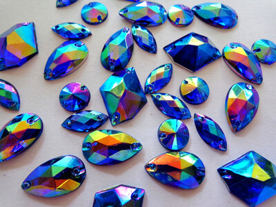 

Большой размер смешивания 300pcs смешанной формы шить на rhinestones глубокий голубой цвет AB акриловый кристаллический освобождает шарики руки шить шлема