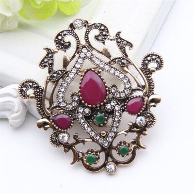 

Arabesque Turkish Brooch Women Jewelry Antique Gold Color Hollow Flower Rhinestone Broches Brooches Ladies Ethnic Lapel Pins