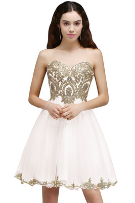 

2018 New Arrival Lovely Short Appliques Lace-Up Sweetheart Homecoming Dresses