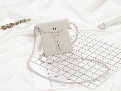 

Qian Xiu designer ladies Messenger bag Ms bucket bag Messenger bag Messenger bag handbag Small square bag Shoulder Messenger bag