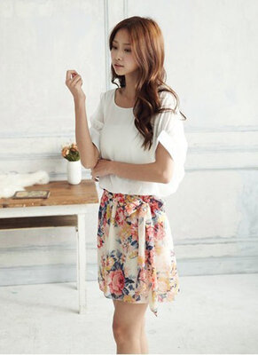 

Women's Charming Summer Crewneck Chiffon Bat Sleeve Floral Casual Dress
