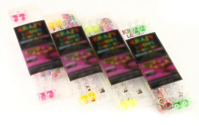 

DIY Handmade 600pcs Colorful Bracelet -Clips New Rubber Cute Crafts