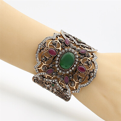 

Big Adjustable Size Hollow Flower Vintage Bangle Turkish Resin Cuff Five Button Broadside Bracelet Antique Gold Color Jewelry
