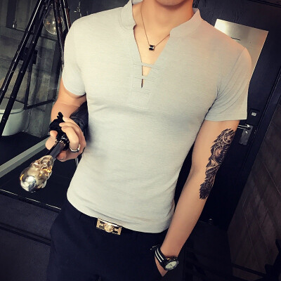 

New summer mens V collar slim T-shirt short sleeved mens polo