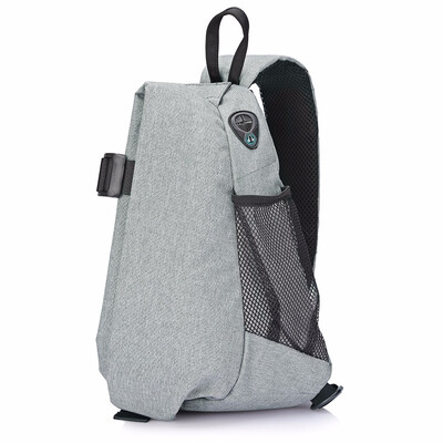 

Free Knight Water-resistant Chest Bag for Outdoor Activity Two-way zip closures smooth to pull Back soft foam pad