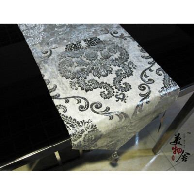 

Free Shipping 30160cm Europe Style Table Runner Hot Silver Home Decoration Tablecloth Embroidery Cloth Hotel Villa Wedding