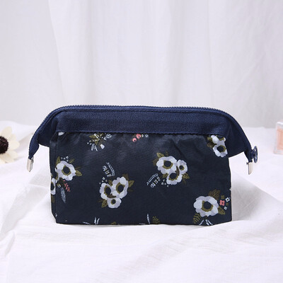 

High Capacity Women Makeup Bags Portable Cosmetic Case Travel Printed Makeup