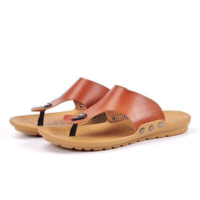 

Mens fashion flip-flops non-slip waterproof Super light Beach shoes Genuine leather slippers Mens sandals Outdoor leisure shoes