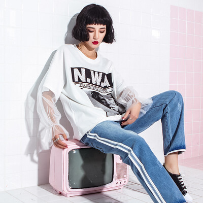 

2018 Spring Stitching Mesh Letter Printing O-neck Long Mesh Lantern Sleeved T-shirts Women