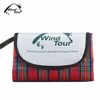 

WIND TOUR Acrylic Camping Picnic Mat Moisture-proof Cushion for 3 - 5 Persons Use Made of durable acrylic waterproof dry quickly