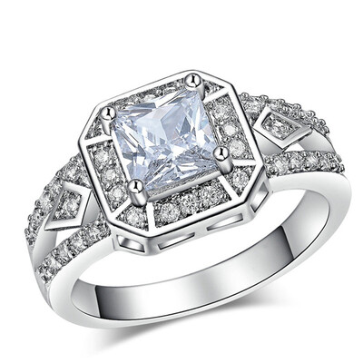 

Silver Color Luxury Prince Wedding Ring Engagement Cubic Zirconia Jewelry For Women White Gold Plated R554