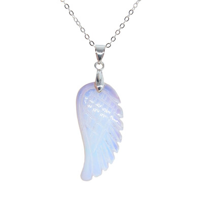 

Natural Crystal Pendant NecklaceBullet personality pendant necklaceHexagonal PendantSweater Crystal Necklace