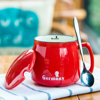 

Фарфоровая душа творческий завтрак керамическая кружка пара пара чашка кофе чашка молока с крышкой ложка офис чашка стакан чашка красный немецкий