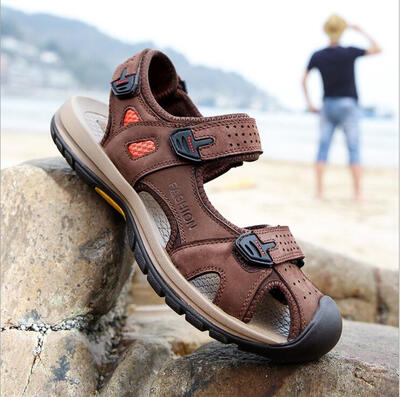 

Men Outdoor Sports Sandals Summer Genuine Leather Men Casual Beach sandals Adjustable buckle hiking sandals