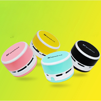 

Cntomlv Hot Style Mini Desktop Vacuum cleaner Dust Collector Laptop Notebook Computer keyboard Clean Brushes