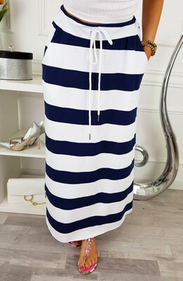 

Striped half-length dress