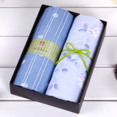 

Japan Uchino (UCHINO) and wind 2 sets of towels gift box pure cotton gauze exquisite elegant comfortable and comfortable blue rice color 70g / bar size 34 * 83cm