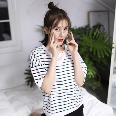 

Haizhining 17W38 pajamas ladies V-neck fashion casual striped short-sleeved pants cotton home clothes two-piece girl home service suit white black  160