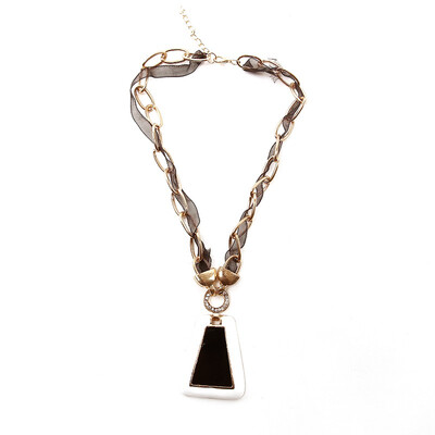 

Trapezoid Geometry Shape Black Gold Plated European Style New Women's Necklace