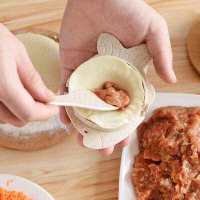 

Affordable Wheat Straw Spoon Stuffing Dumplings Clip Mold & Spoon Package Can Be Hanging Accesorios De Cocina Dumpling Maker