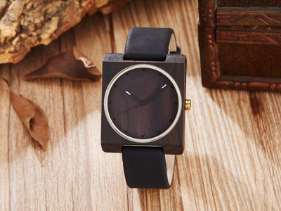 

Fashion Natural Wood Watch Men Quartz Watch Elegant Square Wooden Wrist Watch Analog Light Ladies Clock Gifts relogio masculino