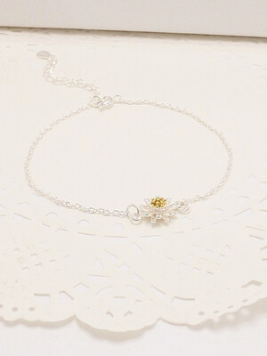 

ONICE 925 Sterling Silver Chain Bracelet with Daisy Flower WQL005