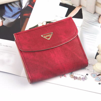 

Korean version of Lady wallet fashion bag printing trend short money leisure vertical Joker card girl