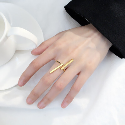 

New creative simple opening double word geometric ring Green copper ring opening ring