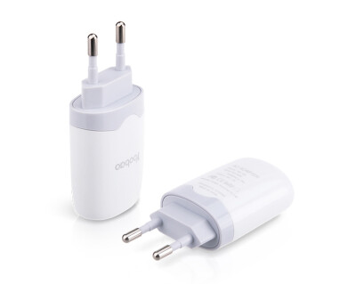 

Yoobao YB-705 USB Adapter EC