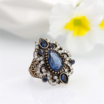 

Classical Bohemia Red Resin Vintage Wedding Rings For Women Antique Gold Color Full Crystal Flower Ethnic Ring Turkey Jewelry
