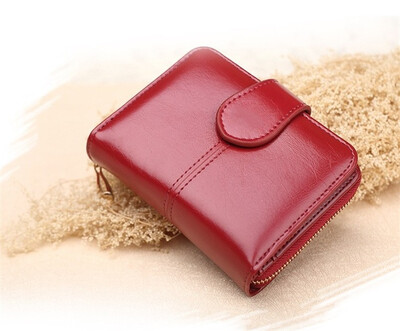 

Clutch female brand Bag wallet women zipper design mobile phone bags japanned PU lOil wax eather folder clutch Short paragraph