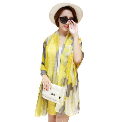 

Jingdong Supermarket Meng Si Ke MSEK WSJ161679 Ms scarf imitation silk large square fashion wild shawl scarf stitching scarf yellow