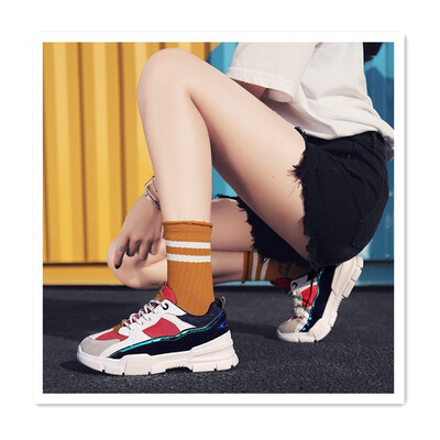 

2018 new wild sports shoes female students Korean version of Harajuku strawberry shoes leather round head mesh color matching lace