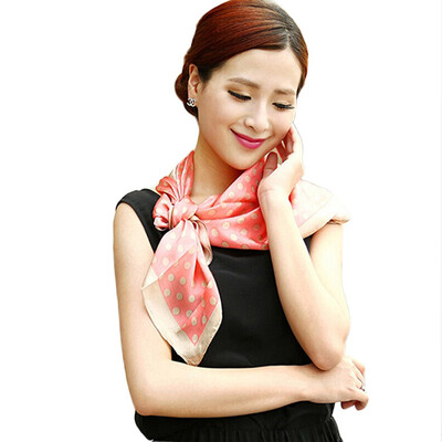 

【Jingdong Supermarket】 Meng Si Ke (MSEK) WSJ141710 Women's scarves silk satin square generous scarves silk scarves shawls 3 green