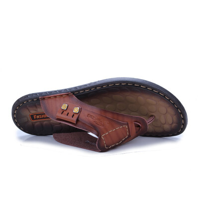 

Mens sandals wear toe sandals leather breathable pinch flip flops Korean version of the trend of dual-use tide mens beach shoes