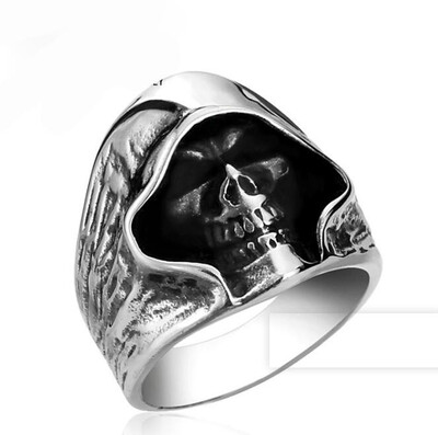 

Exaggerated domineering tide brand ring male personality retro skull ring Halloween Europe&America jewelry