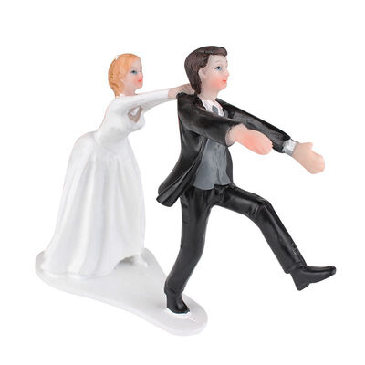 

UpperX 1 white black resin escape groom cake decoration ornaments groom bride doll decoration size 156105cm