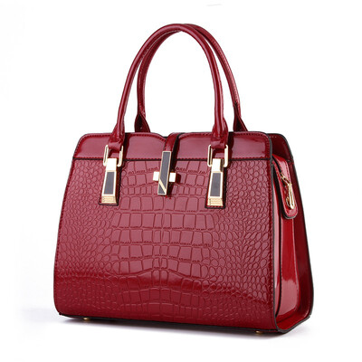 

Womens 2018 new bright patent leather crocodile print fashionable single-shoulder carry womans bag european-style atmospheric wo