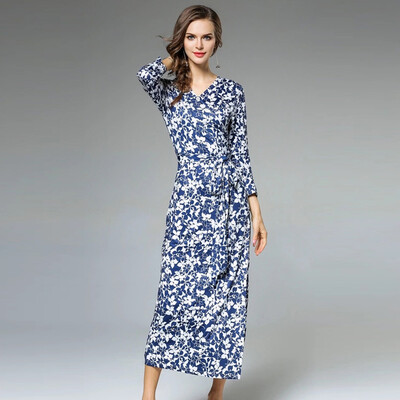 

Retro V-Neck Long Sleeve Printed Long Dress