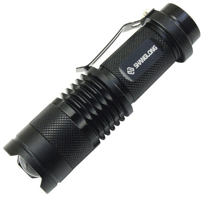

Shang Long mini zoom light flashlight import CREE lamp beads 3 files dimming palm palm mini body frog eye expansion&contraction all-metal belt with a pencil clip portable compact E71