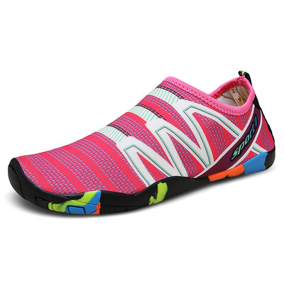 

2018 Men Woman Quick-Drying Aqua Shoes Summer Outdoor Wading Shoes Swimming Slipper On Surf Beach Skin Sock Striped Water Shoes