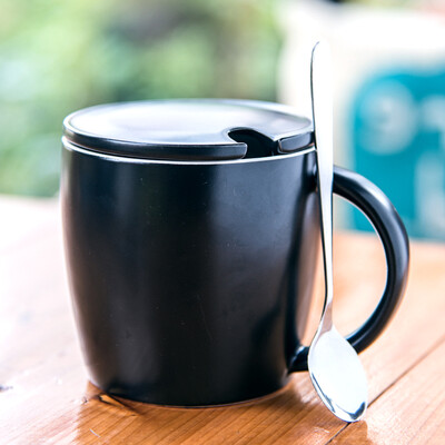 

Porcelain Soul Creative Gifts Ceramic Mugs Couples Coffee Mugs Milk Cups Office Cups with Covers Spoon Cups Matte Black 16oz