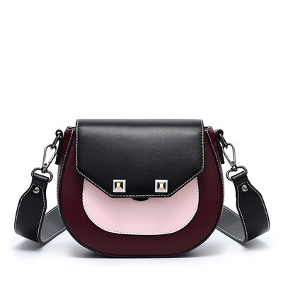 

Fashion rivet decoration shoulder bag