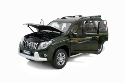 

1:18 scale Toyota Land Cruiser Prado 2009 diecast model car green