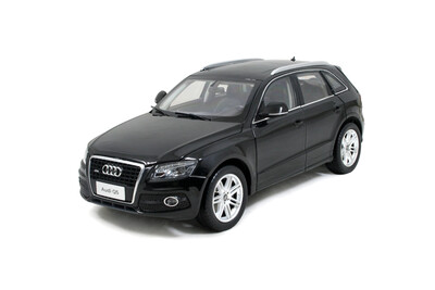 

118 scale Audi Q5 2010 diecast model car black