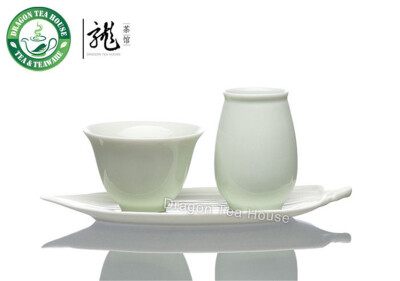 

Feng Qing Tang Fine Celadon Porcelain Gongfu Tea Cups