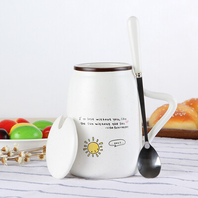 

Enjoy the simple retro milk mug with a cup of coffee with a lid with a spoon breakfast office water cup blue